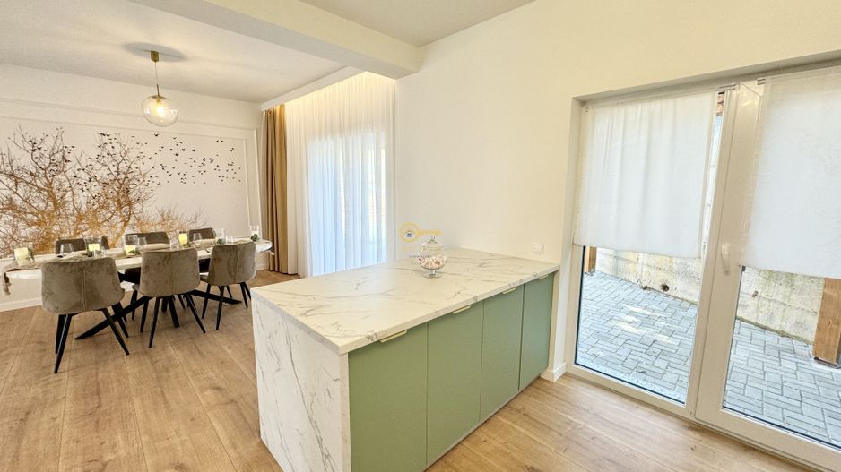 Casa noua, mobilata si utilata- Panorama catre munti- Teren 714mp - Poză 5