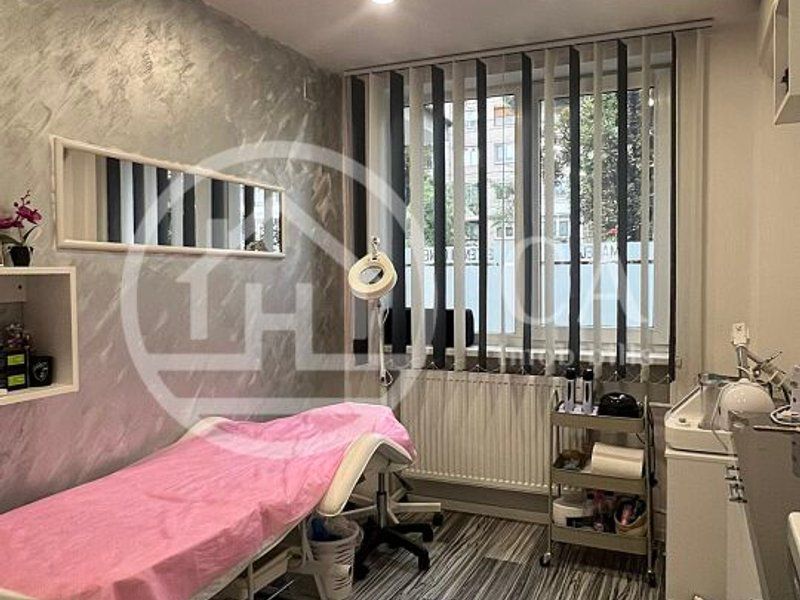 Spatiu comercial cu afacere la cheie de vanzare in Rogerius, Oradea - Poză 5