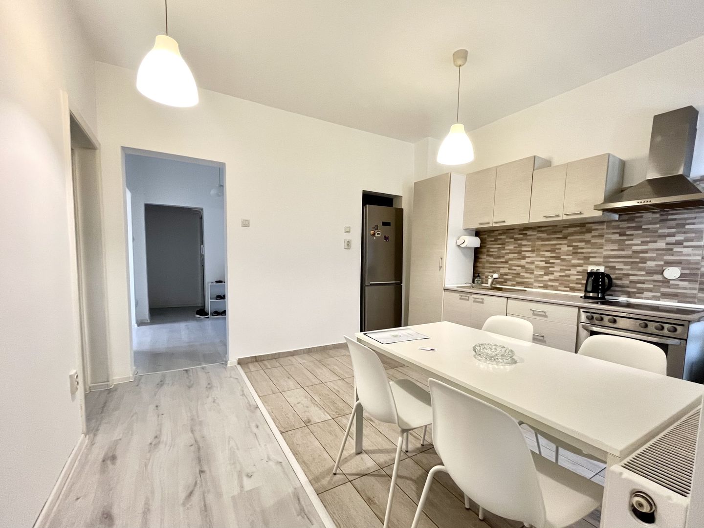 Apartament deosebit cu 3 camere, garaj, cu vedere unică la râul Bega - Poză 9