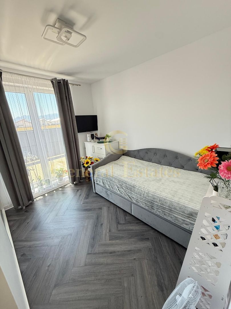 Casa 4 camere complet mobilata si utilata gata de mutare teren 300 - Poză 1