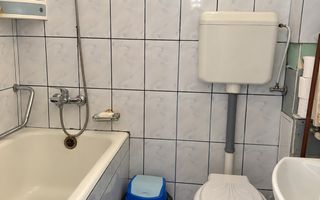 3 camere vila interbelică| Mansardă cu balcon | Unirii - Poză 5
