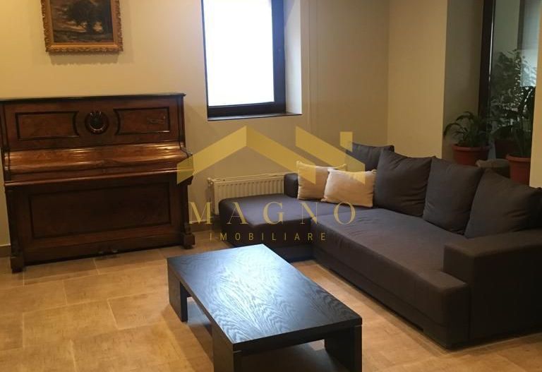 Apartament la casa zona Centrala - Poză 1
