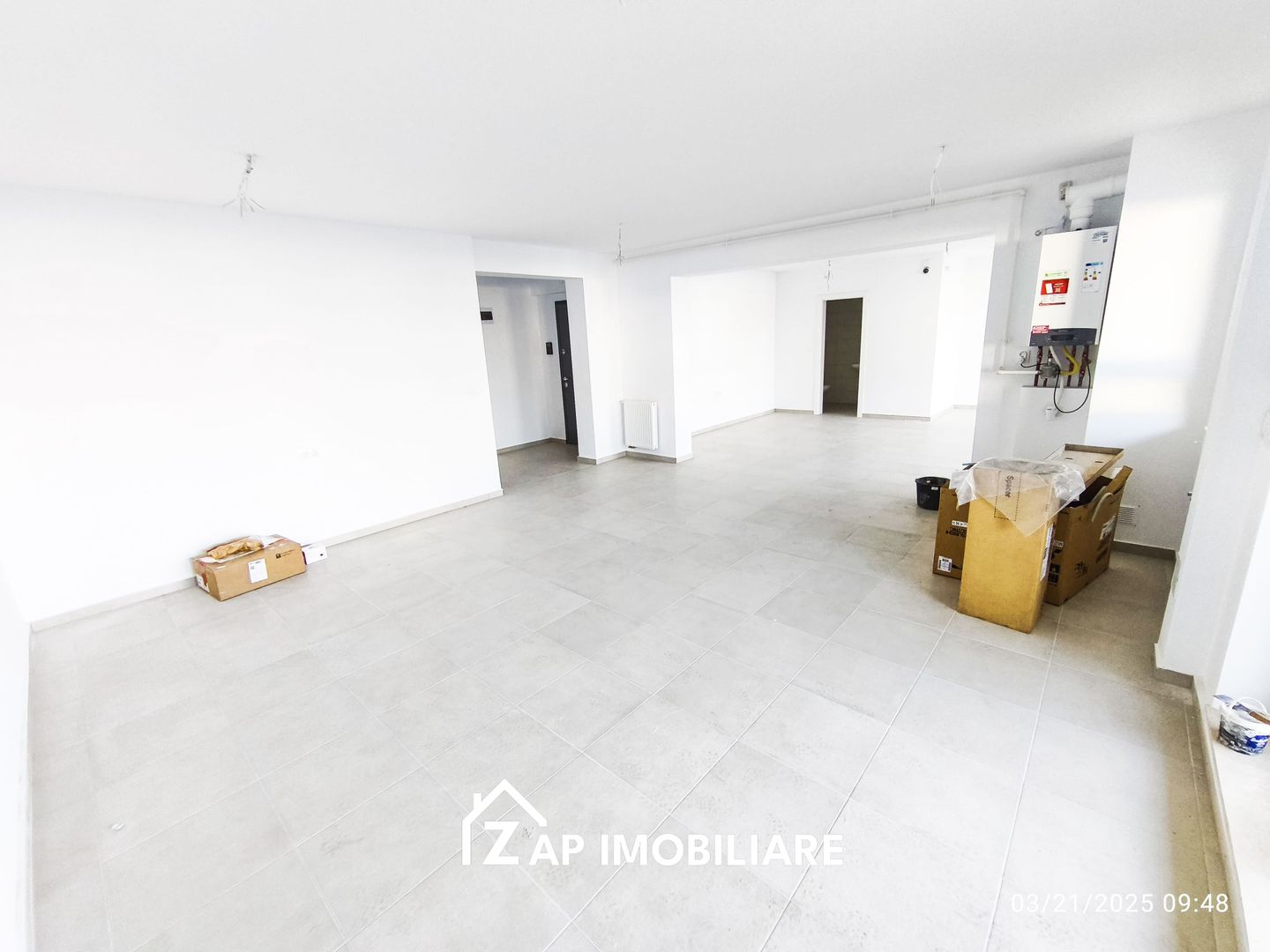 Maurer - Spatiu comercial - Parter - 91 mp, 2 toalete si balcon - Poză 4