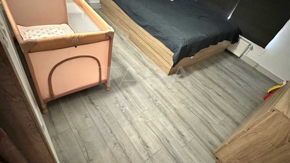 Apartament spațios în zonă de case, locuință ideală pentru familie - Poză 6