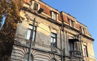 Vila interbelica Victoriei - Poză 1