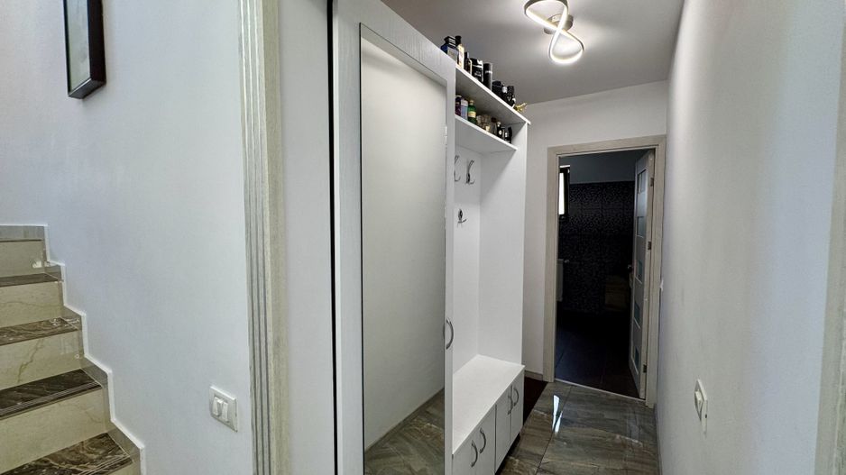 Berceni - VILĂ UNICAT, spațioasă, curte 1.000 mp, la 7 min metrou - Poză 42