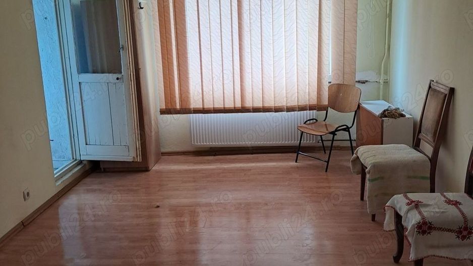Apartament 3 camere Rahova - Poză 1