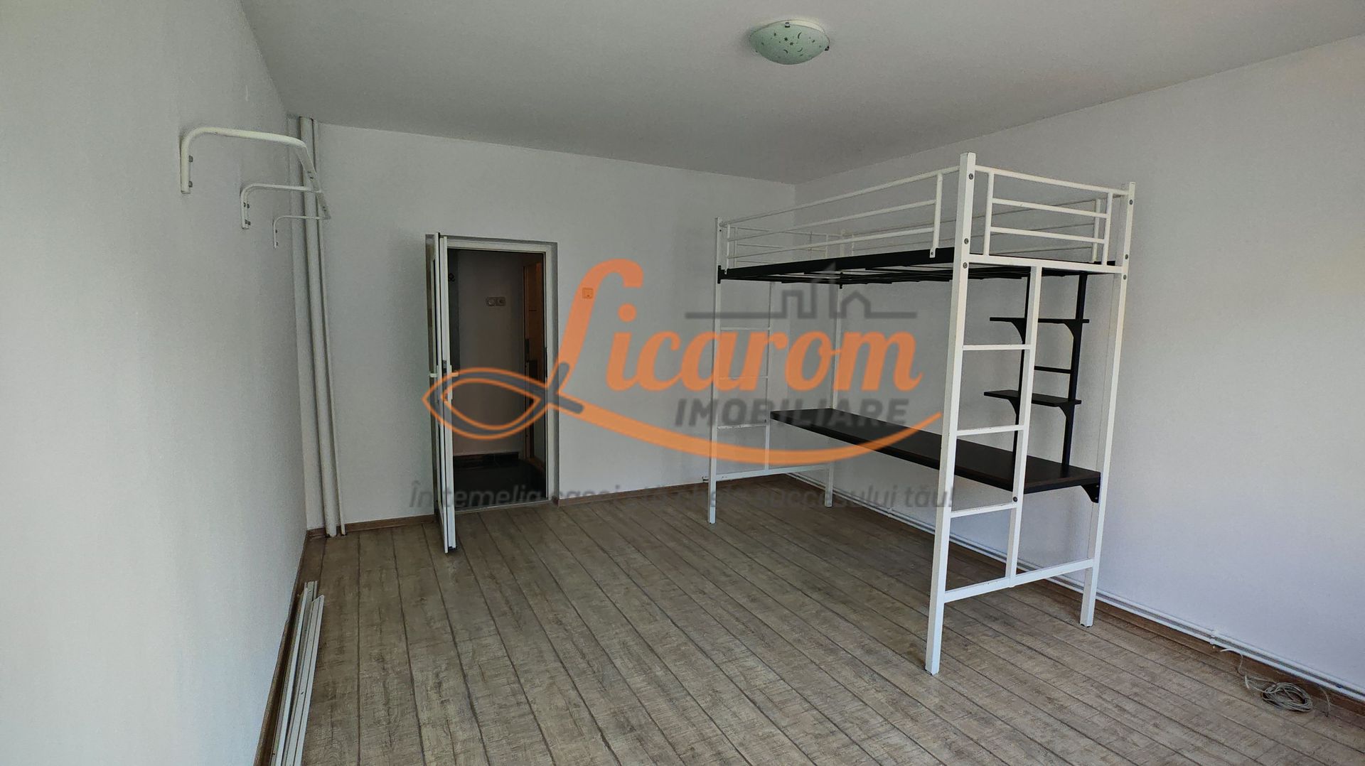 Apartament in vila,Bartolomeu,120 mp,3 camere,Spatiu depozitare 50mp - Poză 16