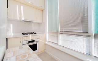 Vând apartament cu 1 cameră. st. Sprincenoaia - Poză 13