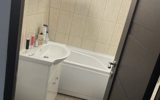 Apartament de închiriat 3 camere - Poză 8