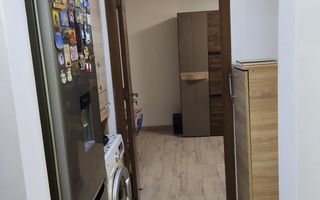 Pantelimon langa liceul teoretic Lucian Blaga - Poză 1