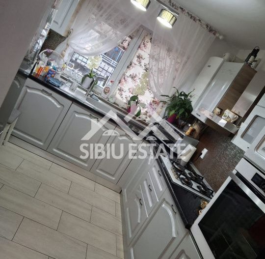 Casa tip duplex de vanzare 5 camere, 2 bai- Cartier Arhitectilor - Poză 15