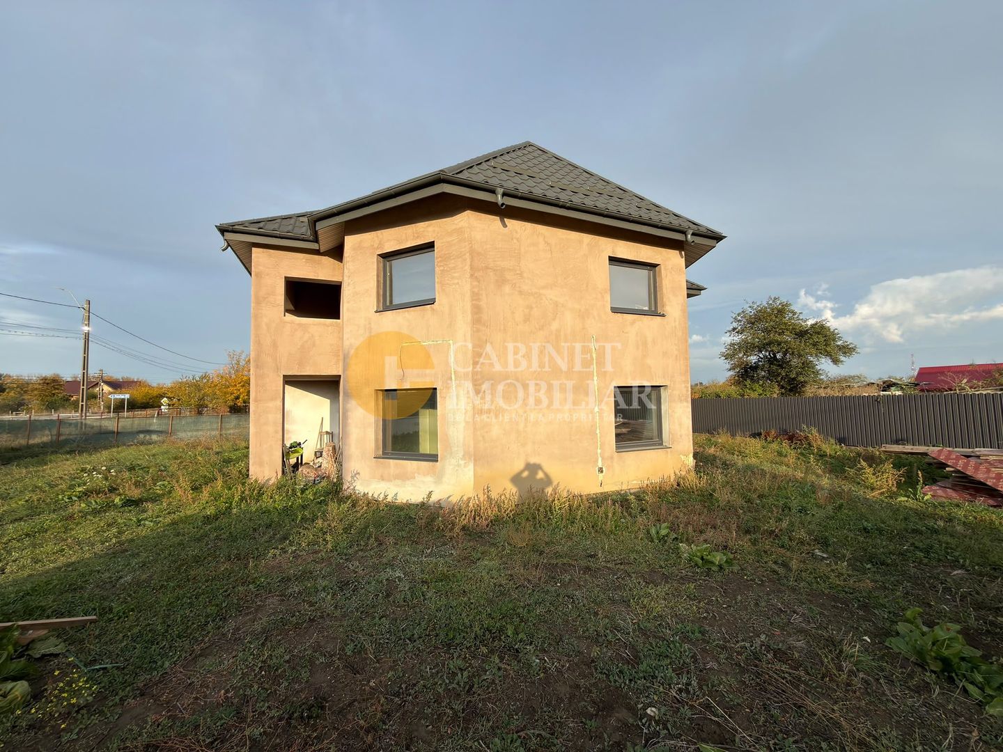 🏡 VILĂ DEOSEBITĂ 250 MP UTILI,1800 MP TEREN , TUTORA –  187.000 €! 🏡 - Poză 1
