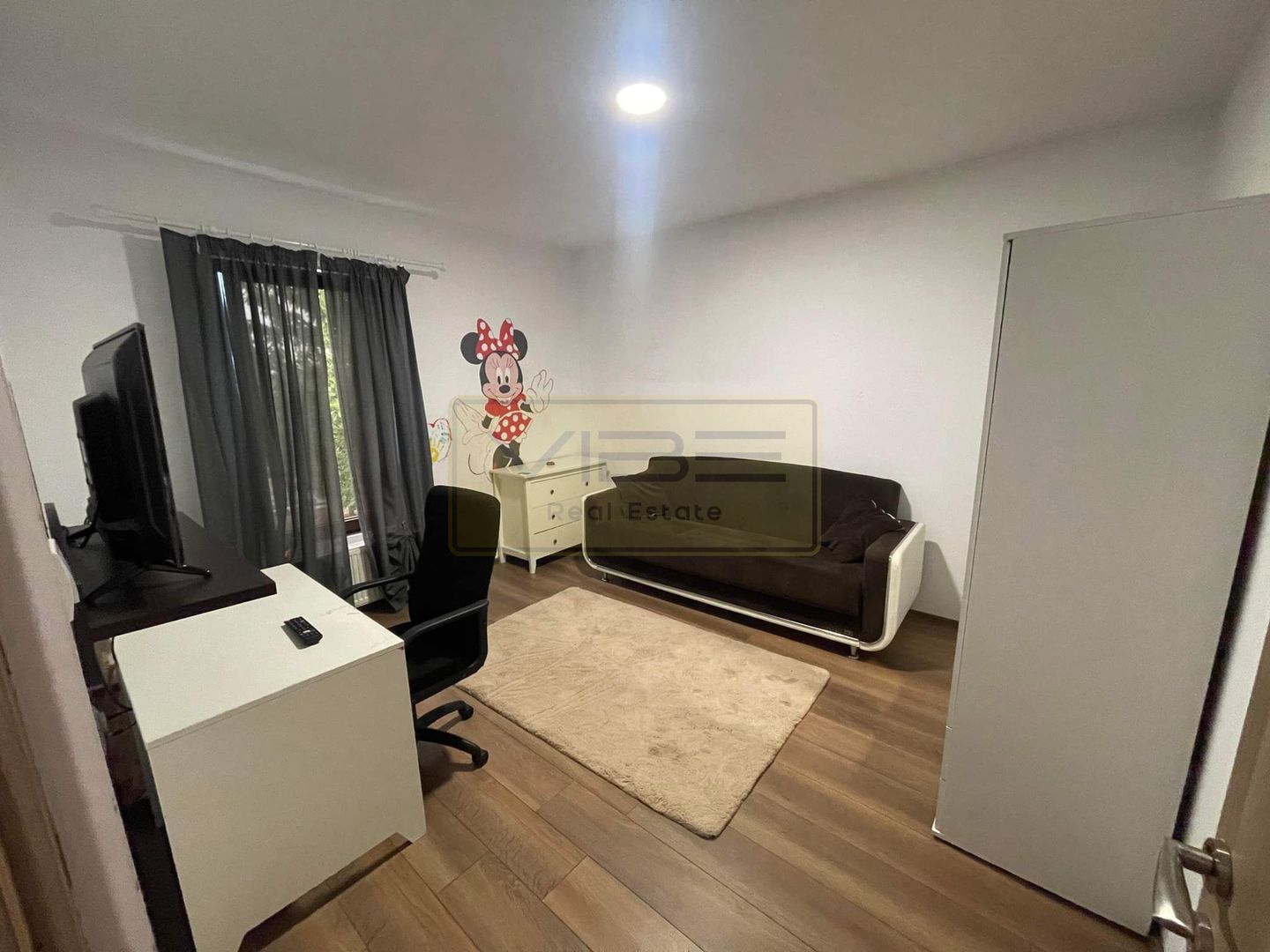 CASA 4 CAMERE- CURTE 1000MP - Ideal de locuit/ after school etc - Poză 10