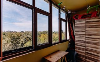 2 camere, renovat, etaj 7 – vedere panoramică către Lacul IOR - Poză 10