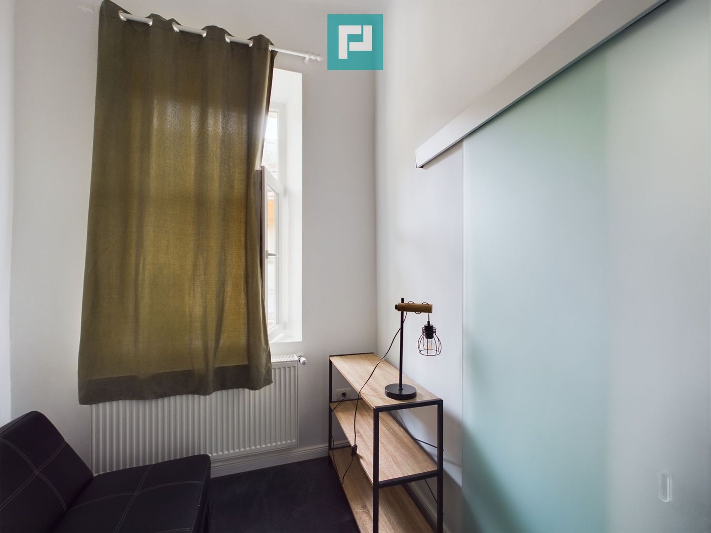 Apartament situat la km 0 in Arad - Poză 11