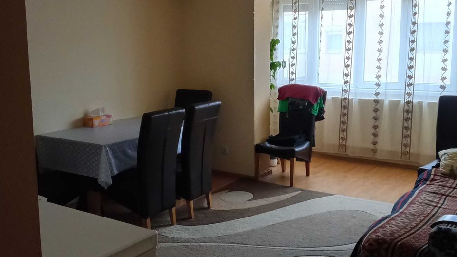 BRASADAS vinde ap 3 cam in Micro 16 la etajul 4/4. - Poză 1