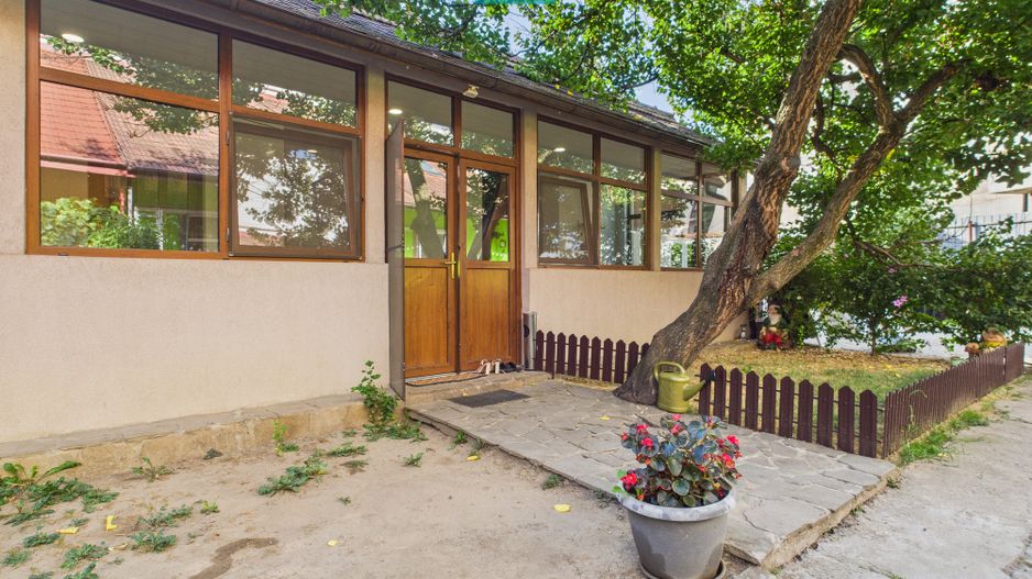 Apartament 3 camere  la curte  - Odobescu - Poză 33