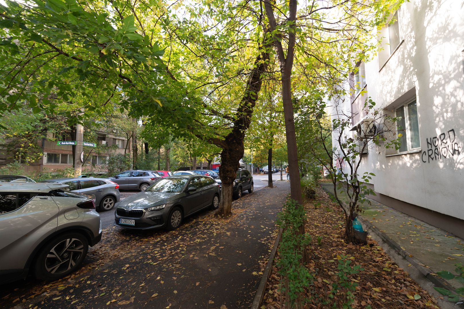 Apartament cu 3 camere de vanzare in zona Metrou Gorjului - Poză 14