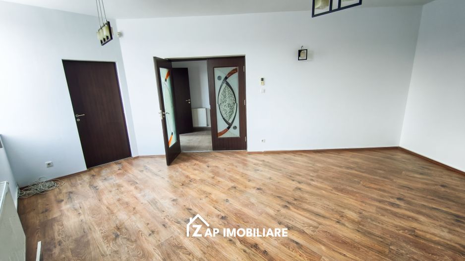 Cazare Muncitori - 10 incaperi - 5 băi - 1 bucătărie - Poză 4