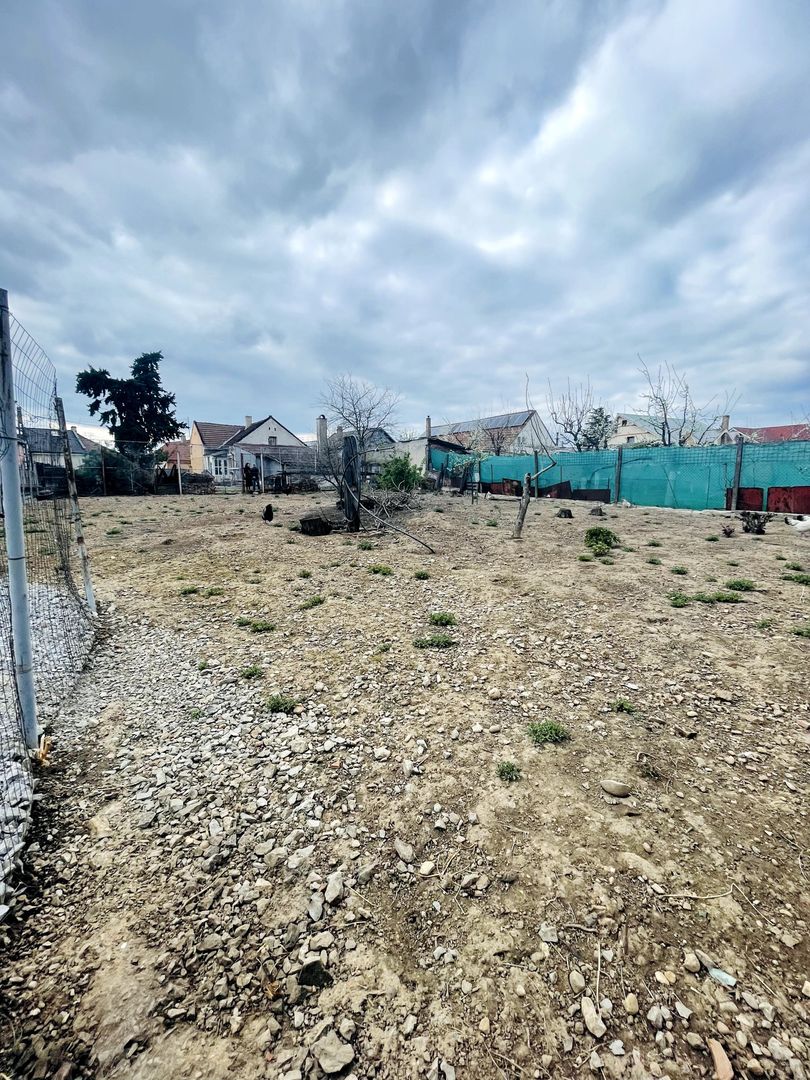 Teren cu Utilități pe Parcelă – Episcopia, 550 mp - Poză 3