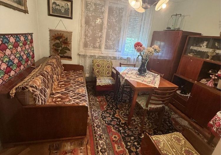 BRASADAS vinde ap 3 cam etaj 4/4 zona Closca. - Poză 5