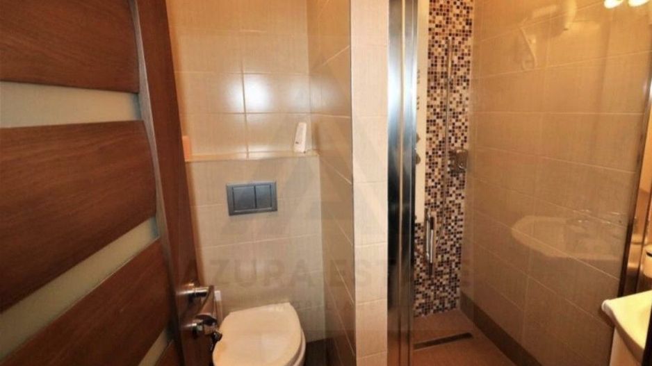 Proprietate speciala dispusa pe parter si etaj zona Ultracentrala - Poză 7