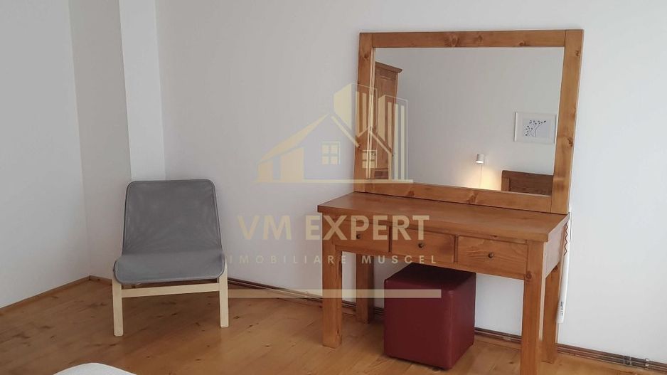 VILA 6 CAMERE, TEREN 1600 MP, DRAGOSLAVELE, ARGEŞ, 148000 EURO - Poză 4