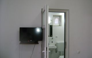 Pensiune de vanzare P+E Busteni - central - Poză 19