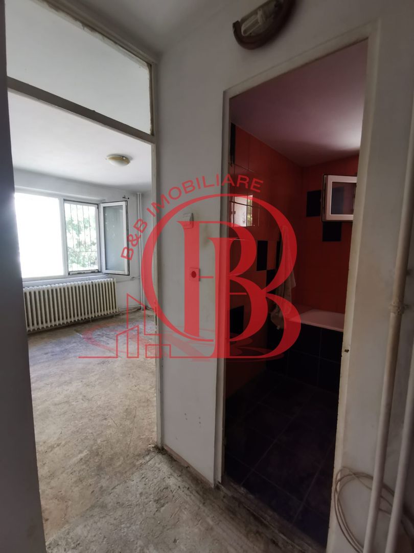 4 camere- Ozana  - Metrou -1 Decembrie 1918 - Poză 9