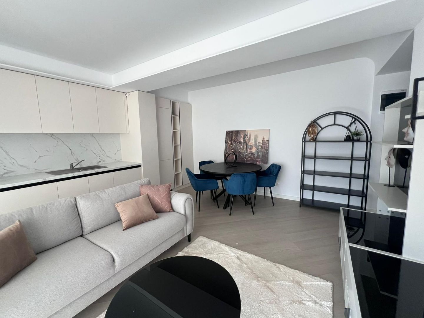 APARTAMENT 2 CAMERE PREMIUM | COMPLET MOBILAT SI UTILAT | - Poză 1