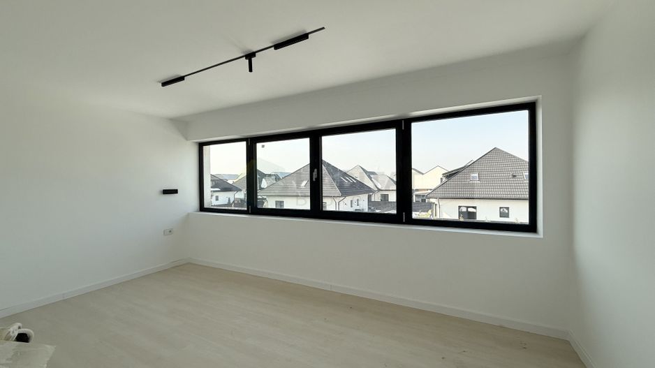 Vilă individuala 6 cam Pipera-Tunari - Poză 10