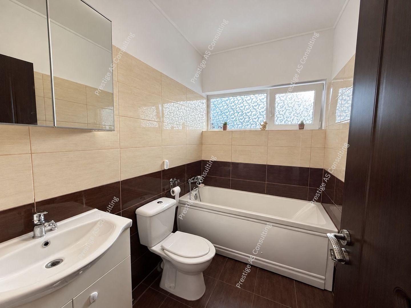 Apartament decomandat | 2 camere + Terasa de 12mp- Str. Bicaz-Giroc - Poză 11