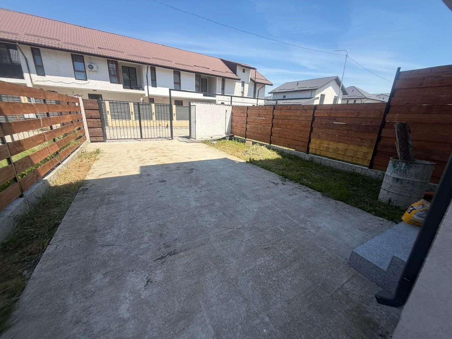 CASA DUPLEX INDEPENDENTEI, TOATE UTILITATILE, TEREN 243 MP, COMIS 0% - Poză 1