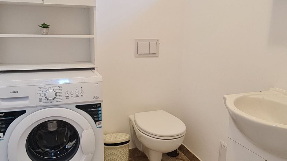 Casa mobilata si utilata in Cartier Izvor Tarlungeni Brasov - Poză 8