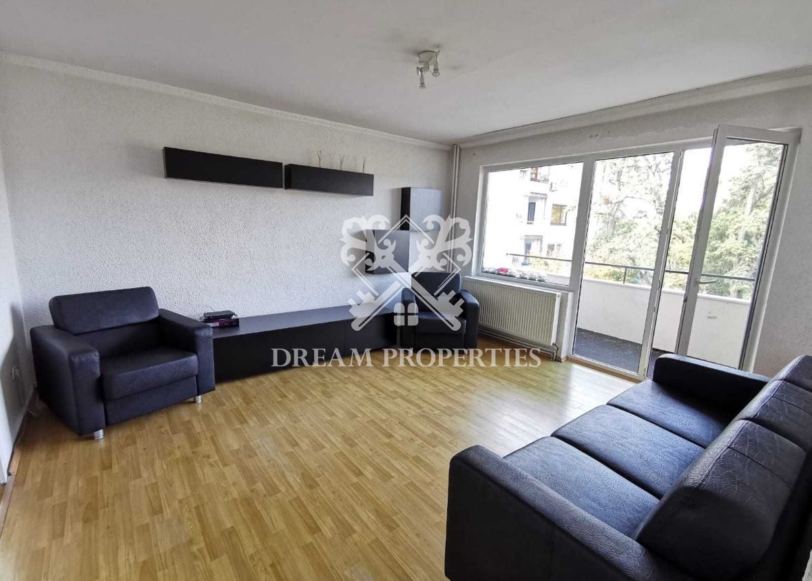 Apartament 3 camere, 2 parcări , balcon, zona Parcului Central - Poză 4