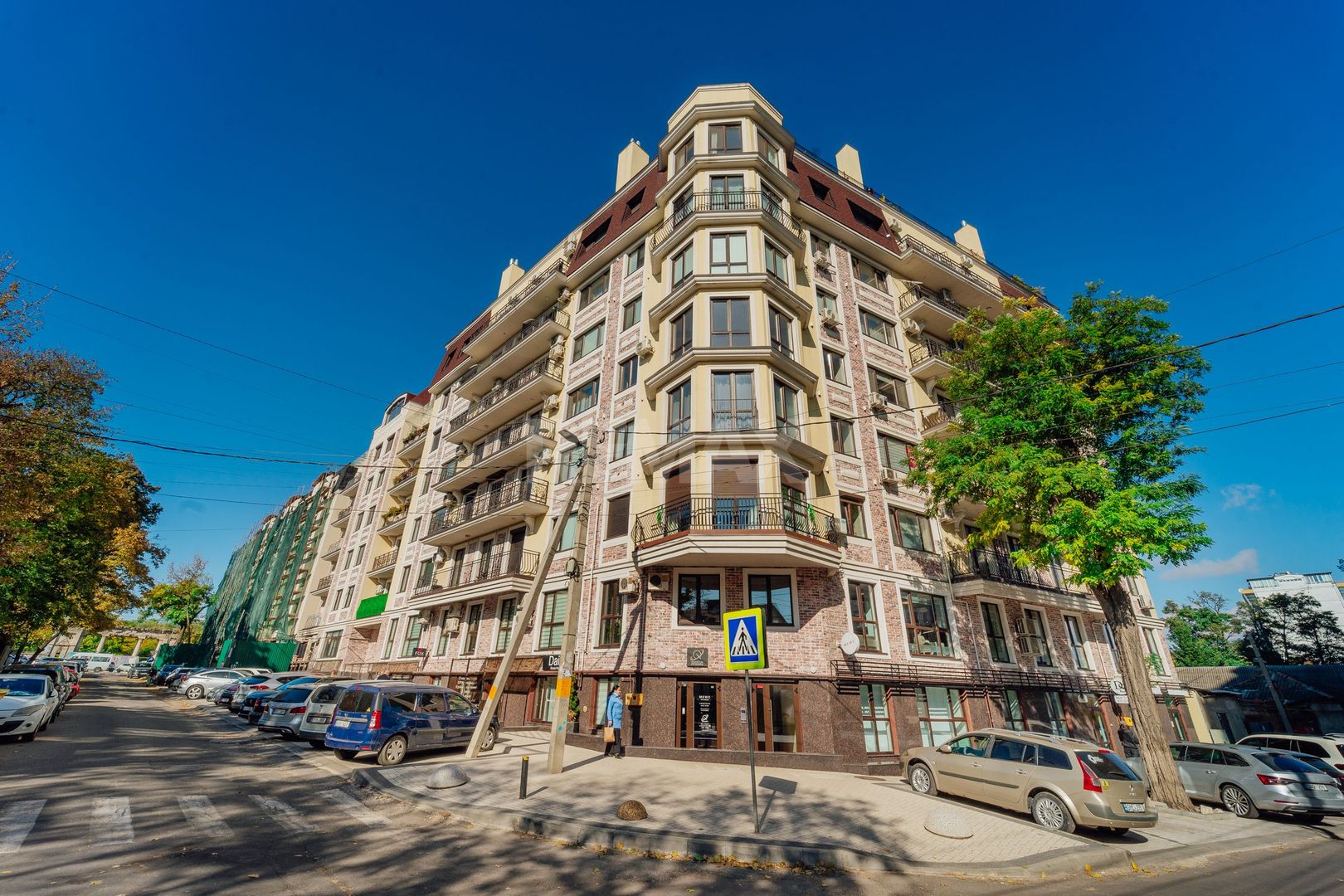 Apartament cu 2 camere în centrul Chișinăului | Lev Tolstoi | Complet mobilat și utilat - Poză 1