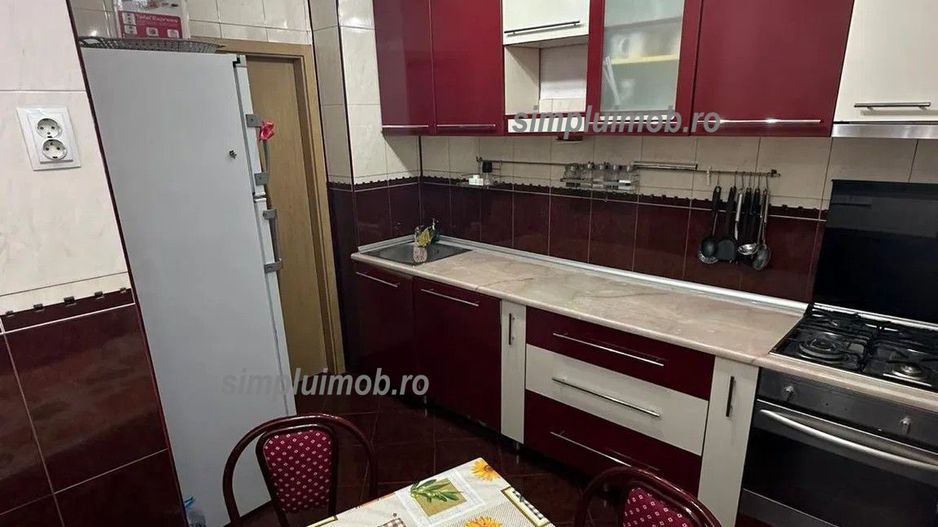 Decomandat 4 Camere Sector 3 Etaj Intermediar - Poză 7