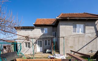 Casa de vanzare cu 2 camere si teren 1068 mp zona Renașterii - Poză 1