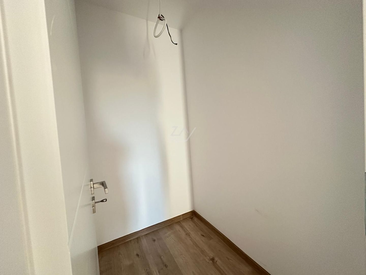 Bloc finalizat. 2 balcoane. Loc de parcare. - Poză 7