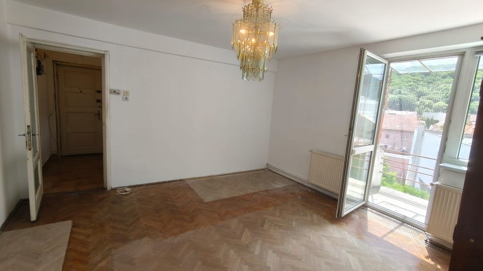 Comision 0%| 2 camere | Zona AFI | Oportunitate investiție | - Poză 10