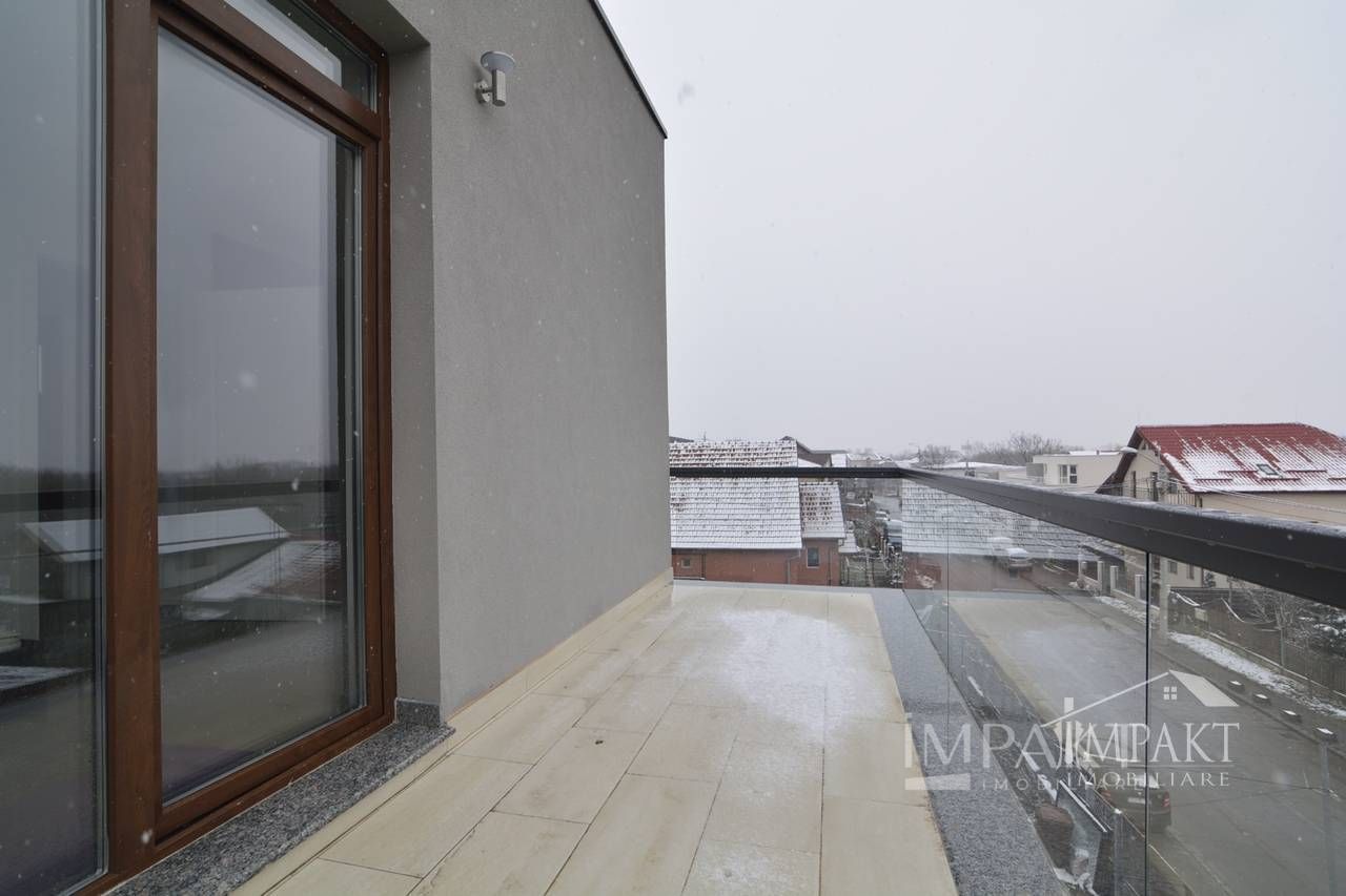 Casa cuplata cu 6 camere si curte in cartierul Intre lacuri. - Poză 18