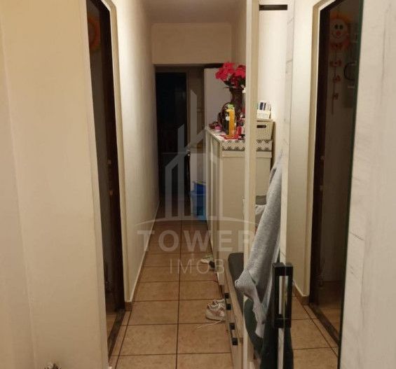 Apartament decomandat 2 camere Vasile Aaron 50mpu - Poză 1