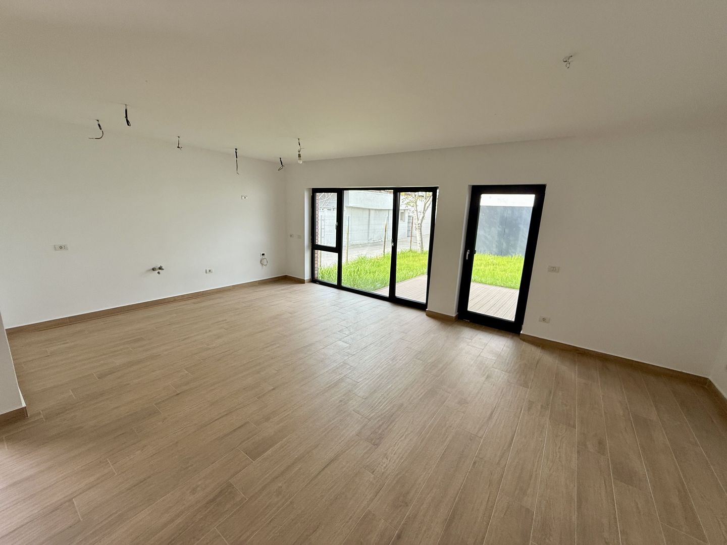 Calea Buziașului | Casă individuală | Carport | Terasă circulabilă - Poză 7