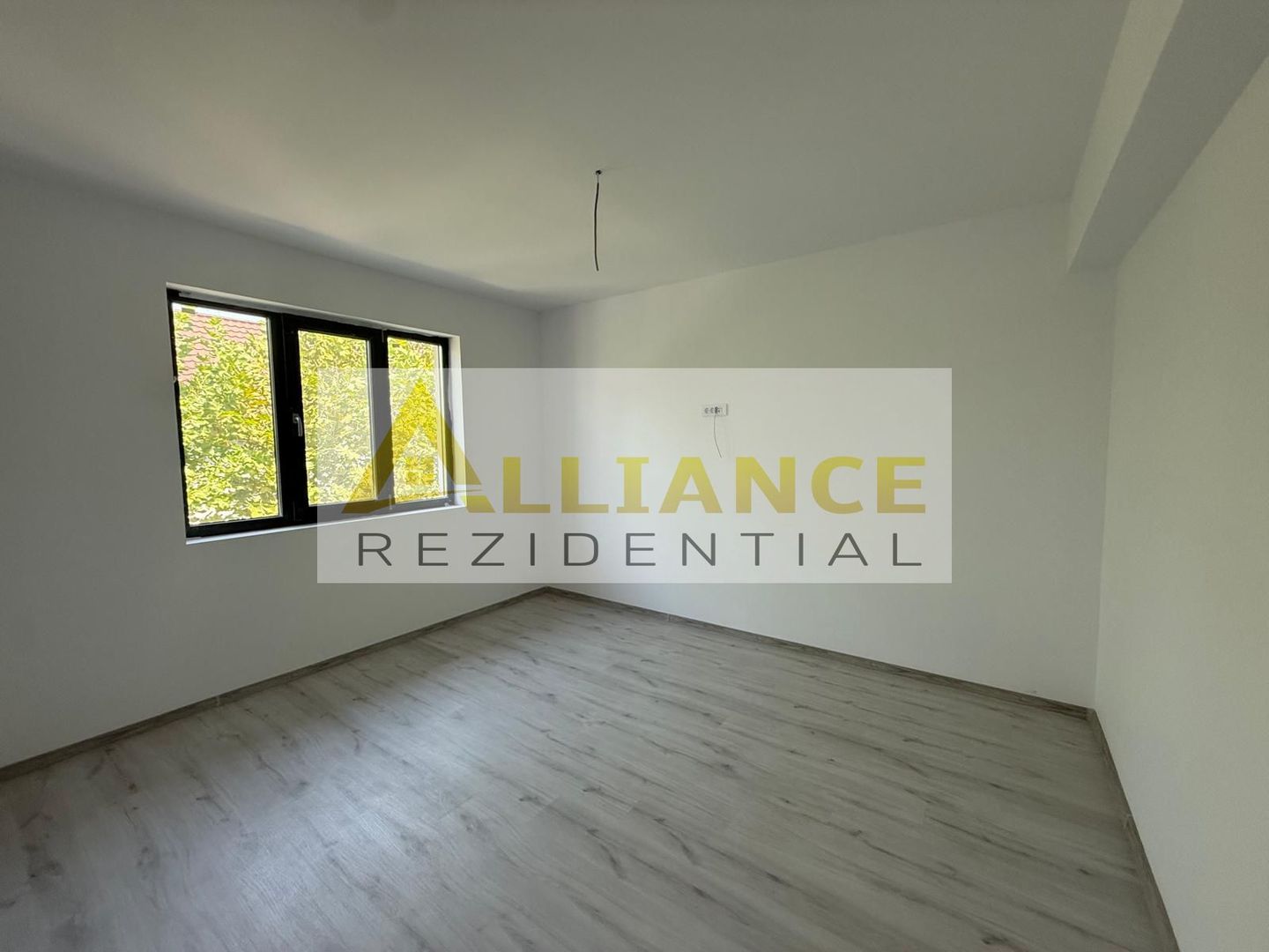 Casa individuala P+1E || 5 camere 2 bai + dressing || teren 275mp - Poză 11