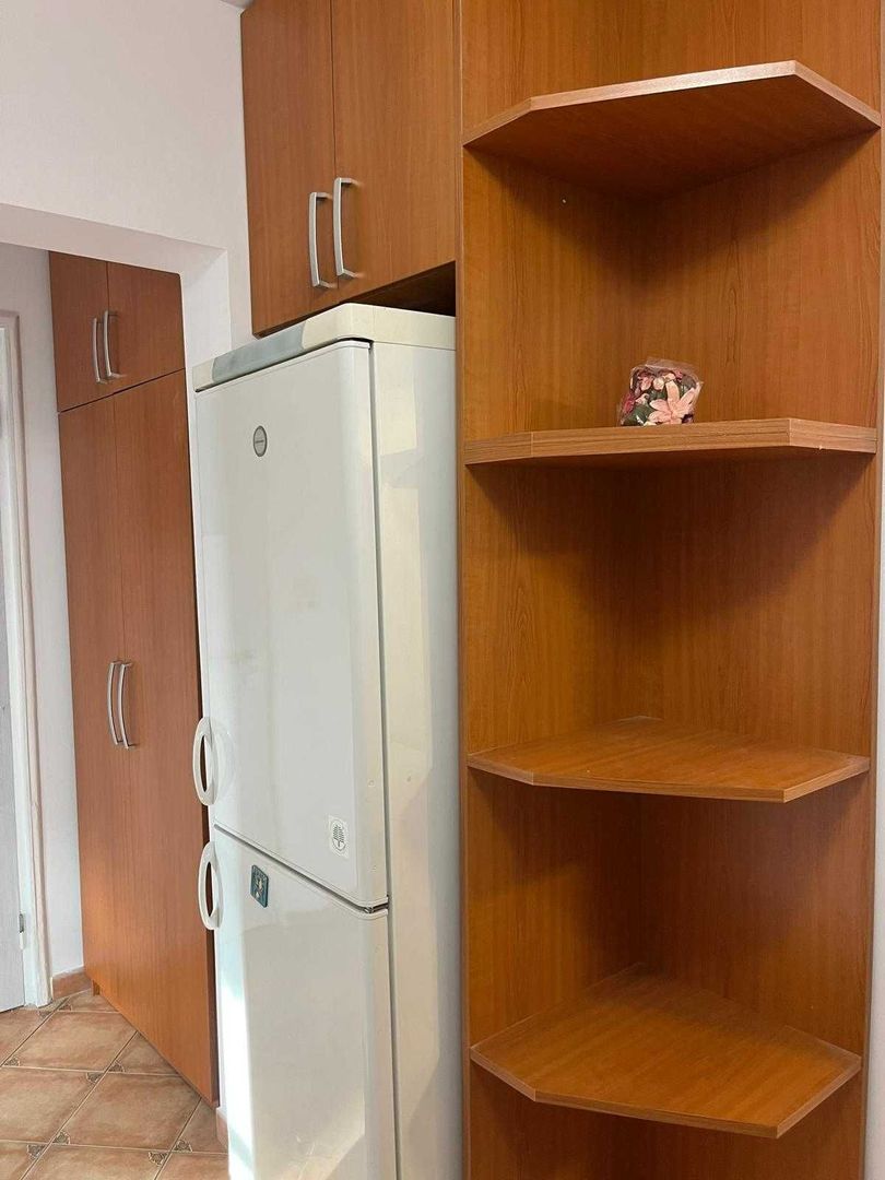 Apartament 3 camere-de Inchiriat - Poză 7