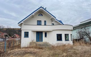 Vila de Vanzare in Onesti - Poză 1