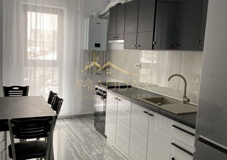 Inchiriere 3 camere /Liniei/Centrala/Proximitate metrou/Bloc nou - Poză 1