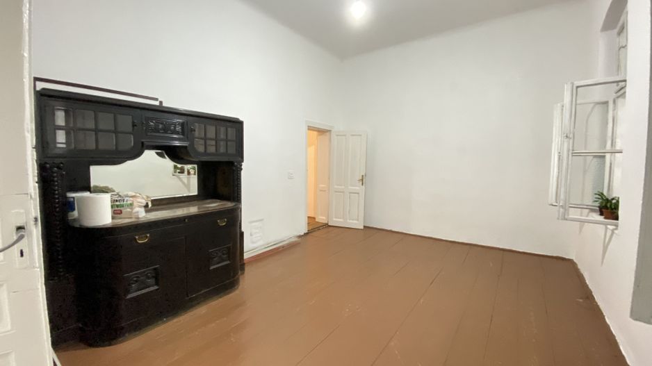 Caldire Istorica, 5 Camere, Etaj 1, Piata Roamnilor, Traian, Comision 0 - Poză 6