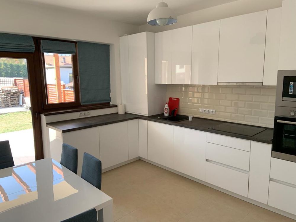 Casă 4 camere de închiriat în zona Câmpului - Poză 2